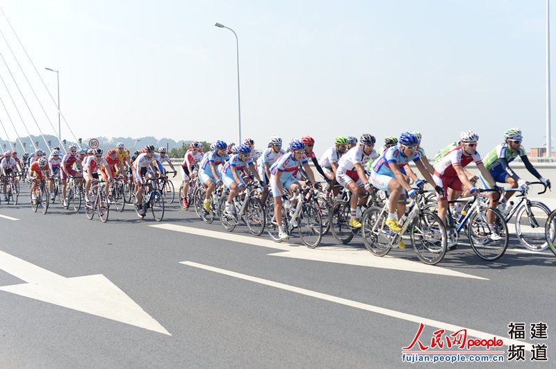 2012�껷���ݡ���̩���ʹ�·���г���ѡ���������� �����������ֹ�ͼ