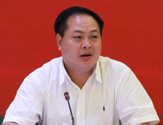 龙岩市委常委、常务副市长 张天洲