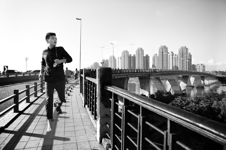 主播化身城市文艺符号 国际摄影师打造福州时