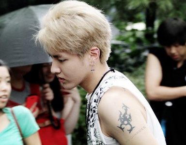 idol纹身大公开! 