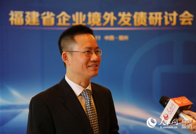 中行福建省分行副行长王晓接受人民网记者采访