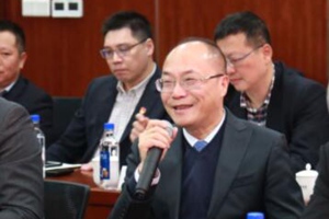 福建七匹狼集團有限公司董事局主席周永偉