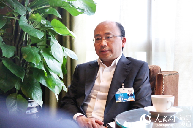 贵阳市副市长徐昊借“老干妈”谈大数据发展：让贵阳第一次站在世界前沿
