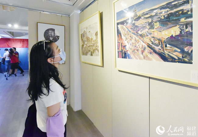 東南墨韻畫展在福州三坊七巷開幕  人民網 余杉芳攝