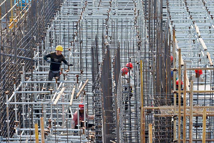 ����ʡȪ����Ȫ������ʦ��ʵС��Ŀ�˷�������ʩ���ֳ������������ڽ��иֽ�ʩ����