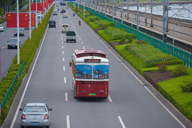 厦门集美:旅游铛铛车新线路9月4日起试运行