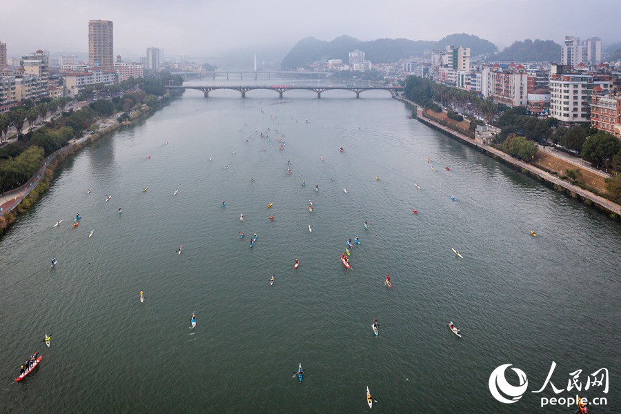 2021中國·將樂皮劃艇槳板馬拉鬆公開賽在將樂舉辦。人民網 余杉芳攝