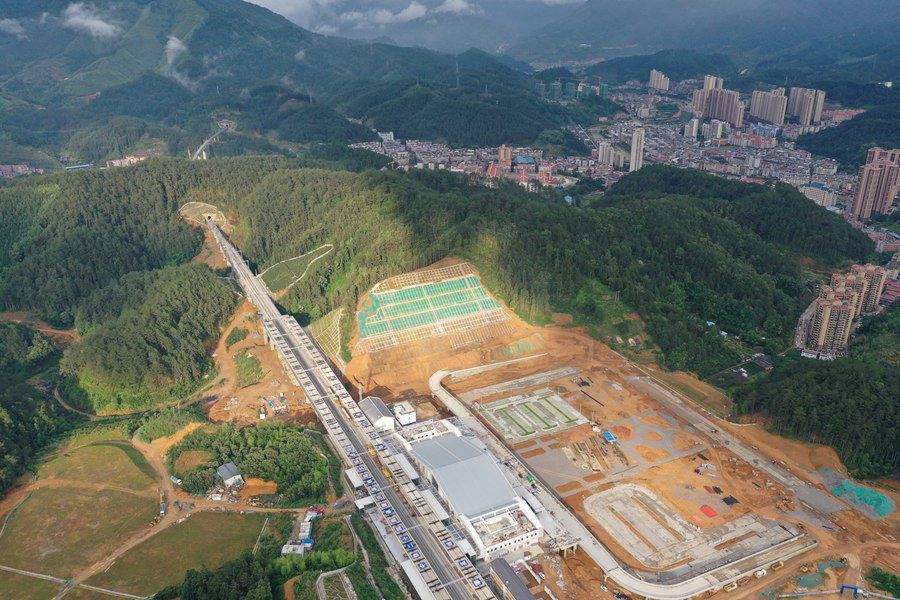 兴泉铁路共设15座客运车站,其中新建13座。郭钰祺摄
