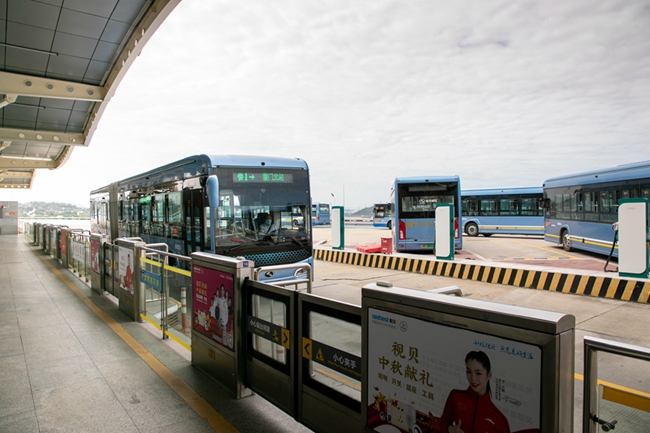 厦门BRT公交站。福建省运输事业发展中心供图