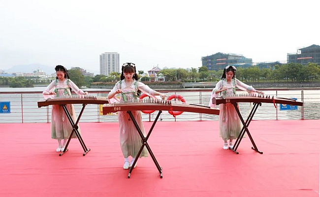 诏安县省级非物质文化遗产南筝表演。诏安县融媒体中心供图