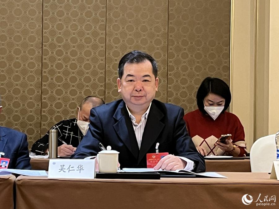 福建省政協委員、福建工程學院黨委書記吳仁華。人民網 呂春榮攝