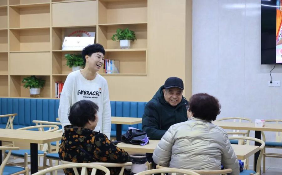 小小一方食堂，让老人们品尝到了“幸福味道”。