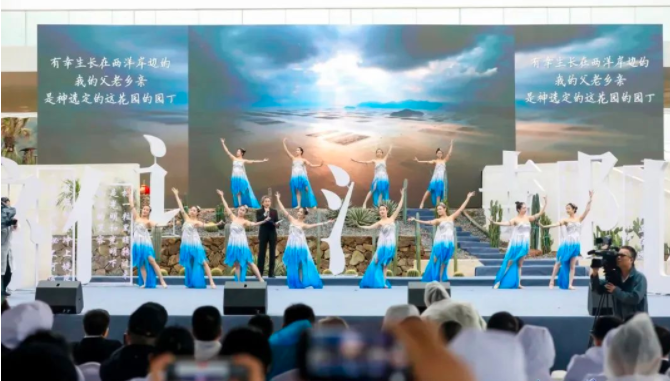 首届中国·霞浦海洋诗会暨新时代海洋诗歌论坛。霞浦县融媒体中心供图