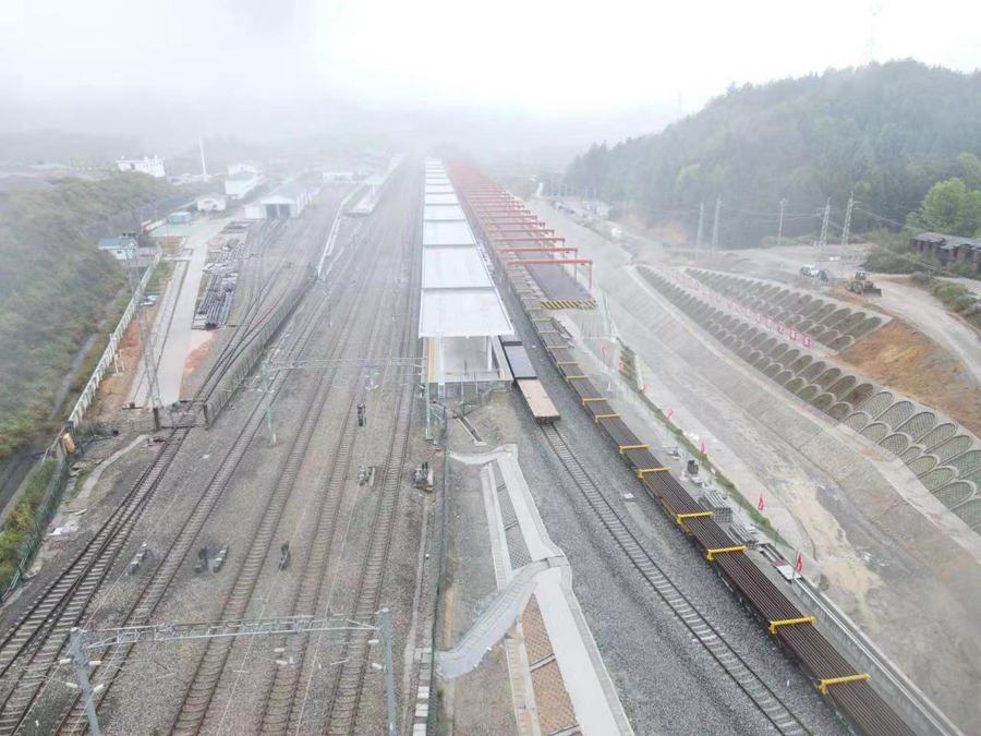 2、龙龙高铁于2019年9月开工建设，正线全长265.47公里。林涛摄.jpg