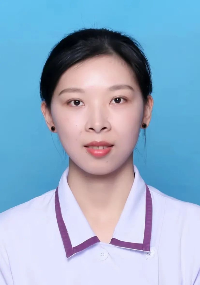 朱瑞英。
