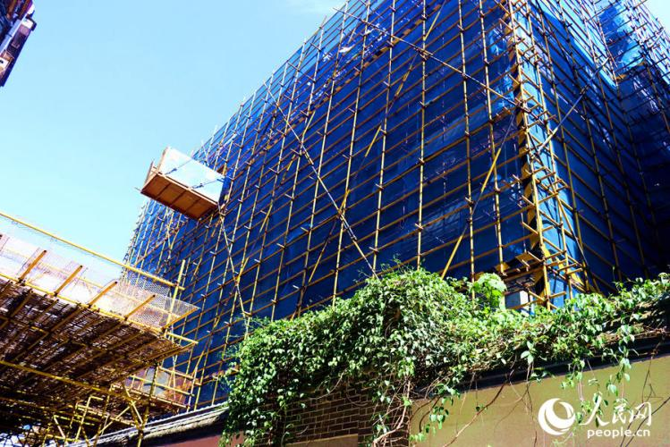 鼓楼区秘书巷16、18号危房自建情况。人民网记者 陈蓝燕摄