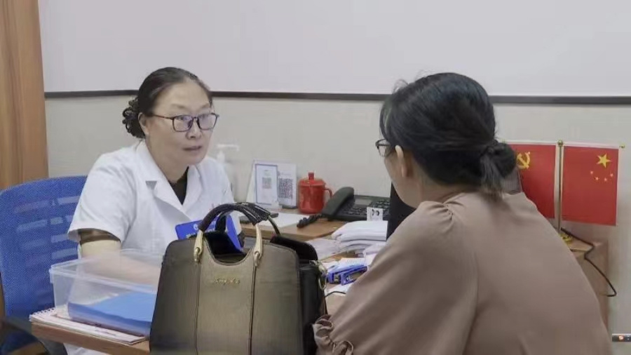 目前，厦门市第五医院康复科、妇科等科室已增设夜间门诊，方便群众就医。厦门市第五医院供图