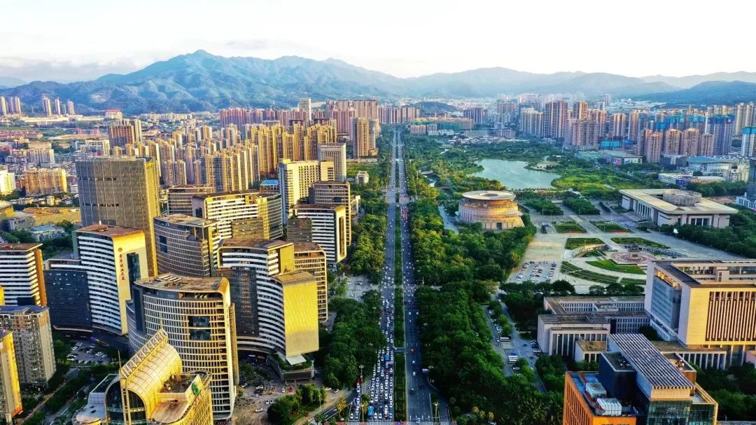 产业落地助力城市建设。龙岩市融媒体中心供图