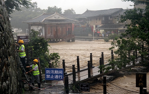 暴雨后，漳州云水谣景区河道水位暴涨，福建移动紧急加固视频监控、云广播，助力景区安全管理。