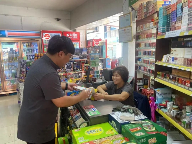 网络安全宣传进社区。