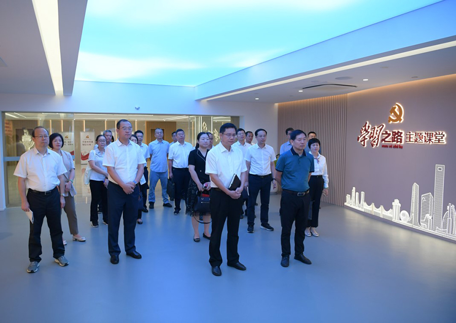 读书班成员走进厦门市委党校“学习之路”主题课堂。湖里区委宣传部供图