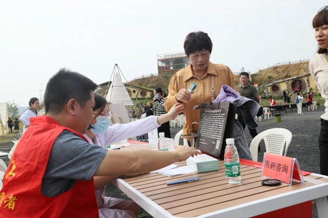 義診現場。連江縣委文明辦供圖