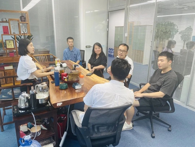 文武砂街道干部走访辖区企业