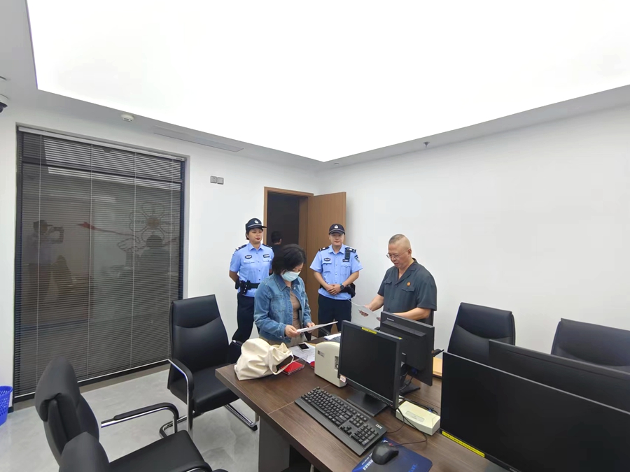 一被执行人当场履行执行义务。厦门中院供图