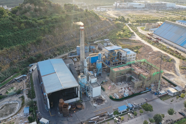 华东精炼糖扩大生产规模，技改项目厂房持续建设中。