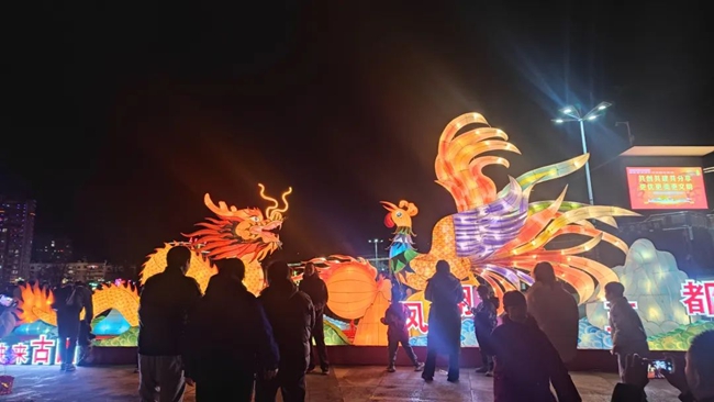 各色花灯。古田县融媒体中心供图