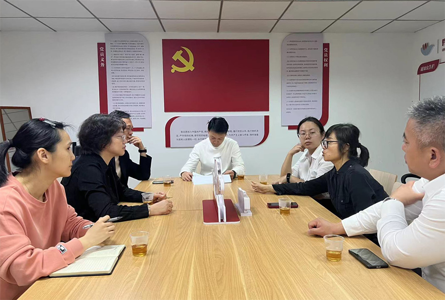 蓮前街道蓮翔社區近鄰監督工作室組織協調解決社區居民反映的問題。思明區蓮前街道供圖