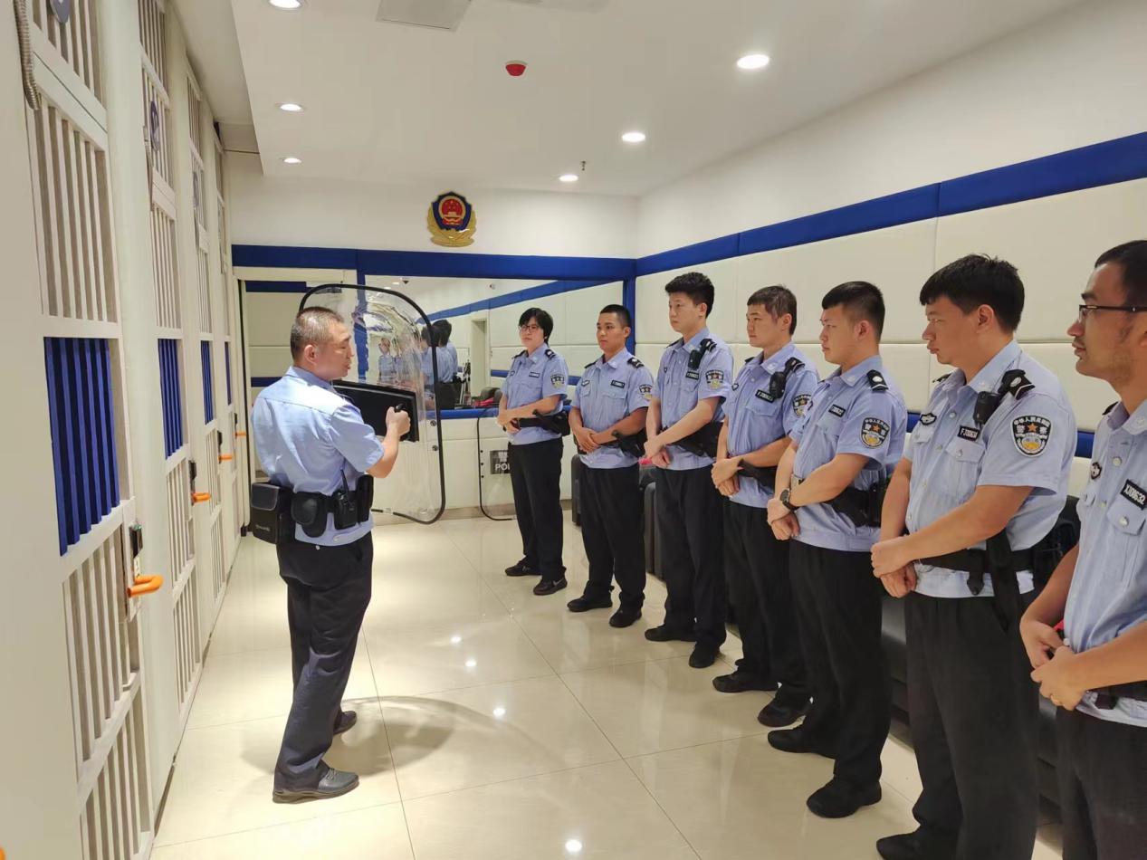 法警大队组织训练，提升警务保障本领。同安法院供图