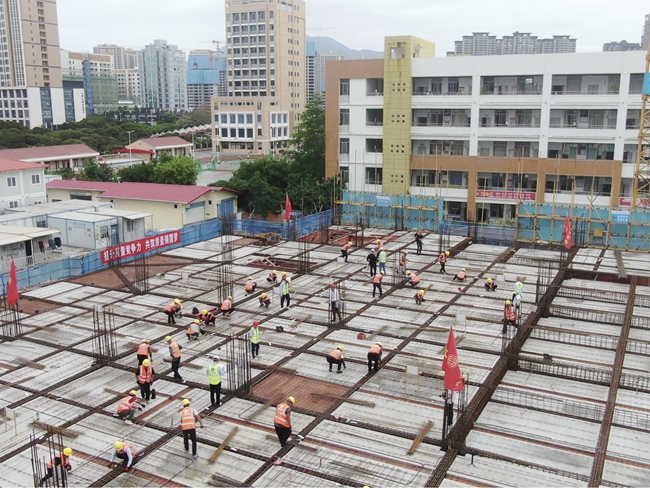 钢结构焊工岗位技能竞赛现场。中建海峡供图