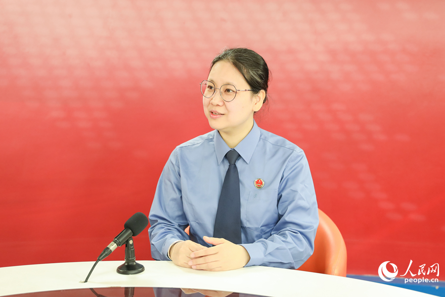 福清市人民检察院党组成员、副检察长高豪彦接受人民网专访。人民网 陈永整摄