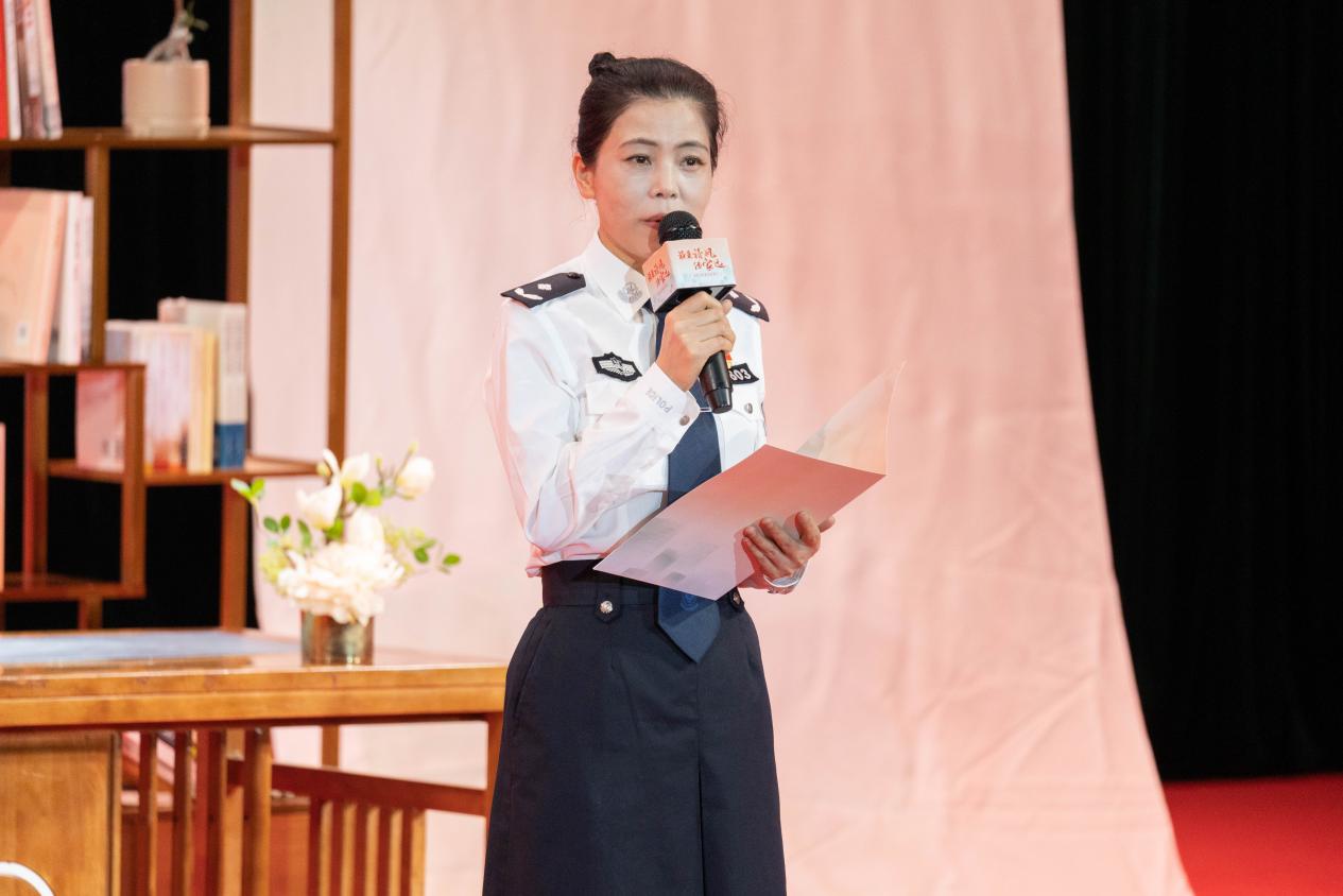 黨的二十大代表、中國婦女十三大代表、全國三八紅旗手、全國巾幗建功標兵，福建省公安廳警務督察總隊政委李斌。主辦方供圖
