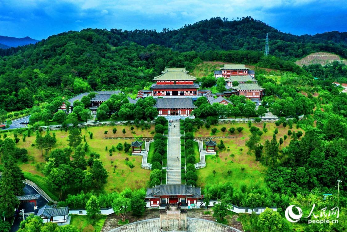 風景宜人的考亭書院，是武夷山國家公園1號風景道上的重要打卡點之一，由曾在南平生活、著書、講學近50年的南宋著名理學家朱熹創辦。人民網 李唯一攝