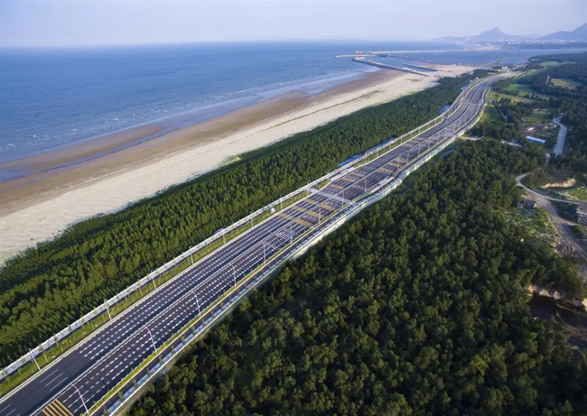 福州滨海新城森林城市景观带（沿海防护林）。赵马峰摄
