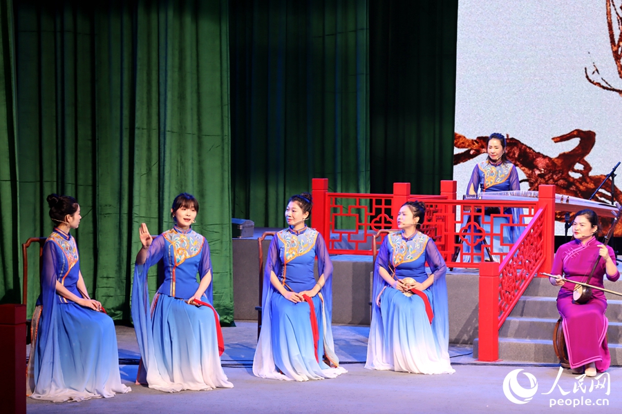 演出现场。人民网 谢星宇摄