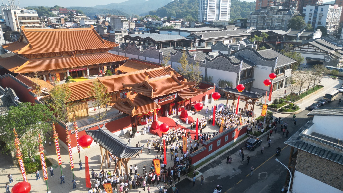 朱文公祠、五经博士府正式开馆。中建海峡供图