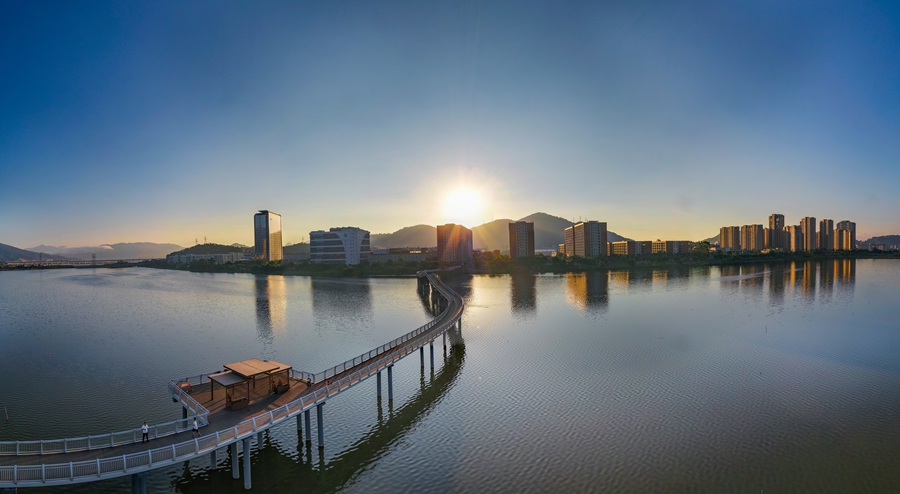 東僑經濟技術開發赤鑒湖棧道。寧德市生態環境局東僑分局供圖