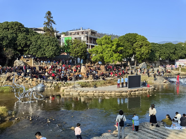 藝術嘉年華活動現場。陳培源攝