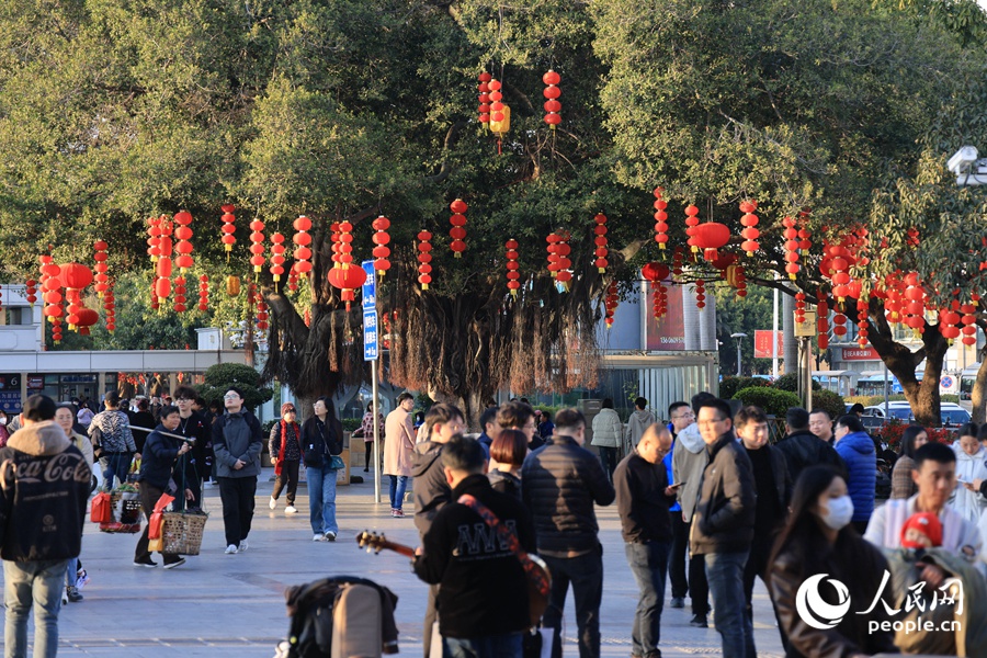 临近春节的思明区轮渡码头。人民网记者 陈博摄