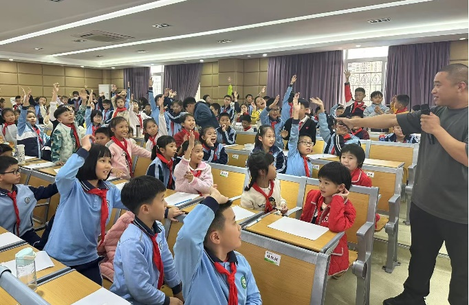 厦门理工学院“劳模工匠”授课现场。厦门理工学院供图