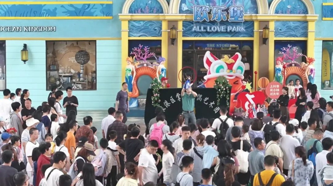 掌中木偶藝術團表演