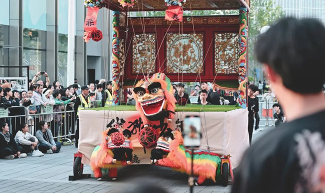 線獅表演。受訪者供圖
