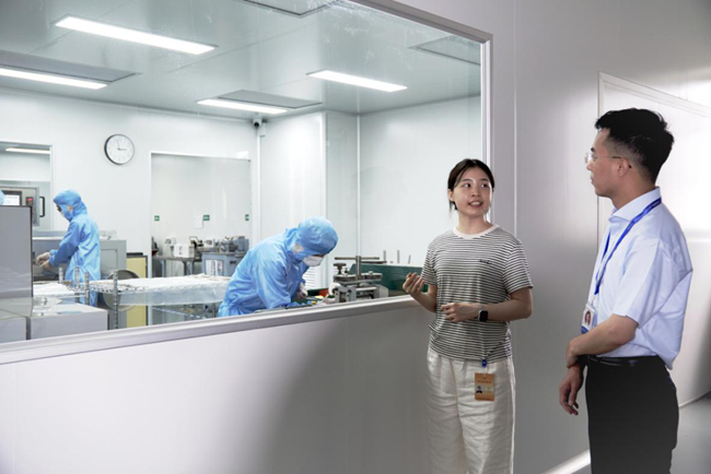 廈門國際銀行三明分行工作人員現場走訪企業生產車間