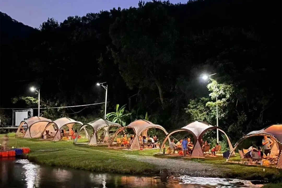“星空夜话”露营沙龙。洛江区委宣传部供图