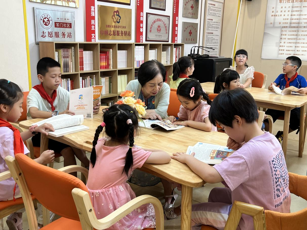 军门社区开展“阅读润心，书香育人”读书日活动。军门社区供图