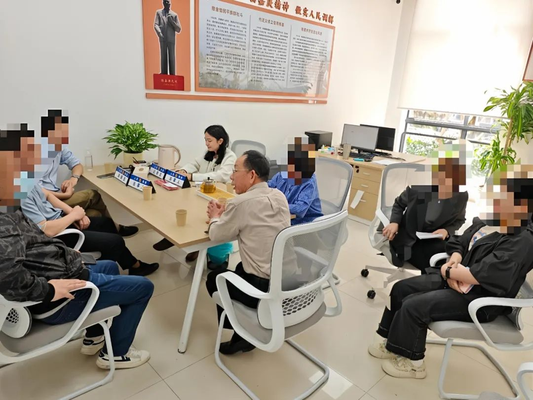当事双方在诚毅金牌调解室成功化解矛盾。集美区司法局供图