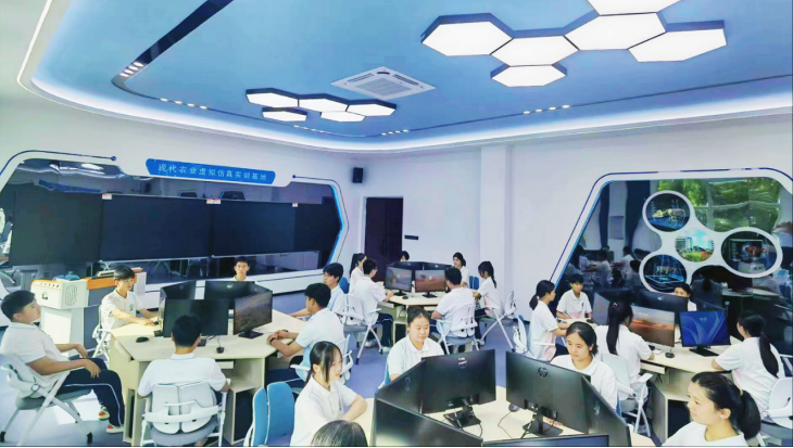 龙岩市农业学校现代农业虚拟仿真实训室